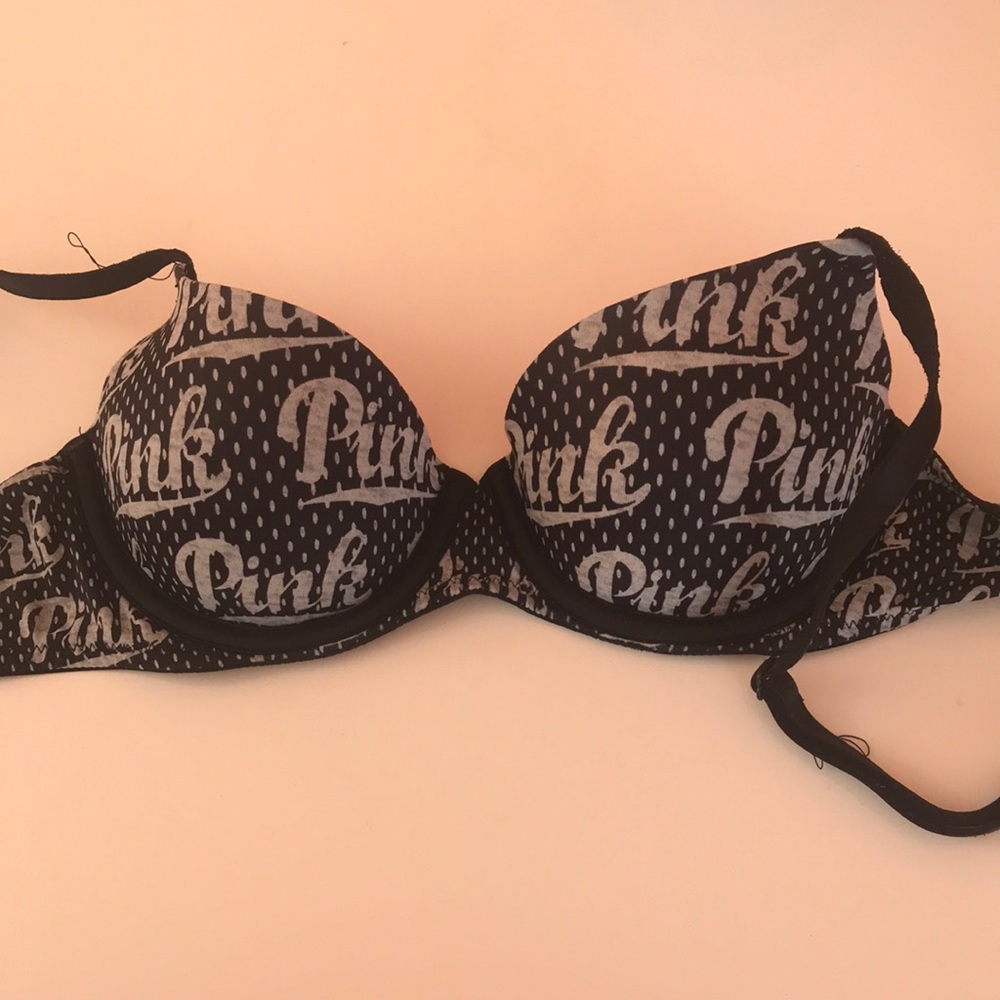 VS Pink 32a bra